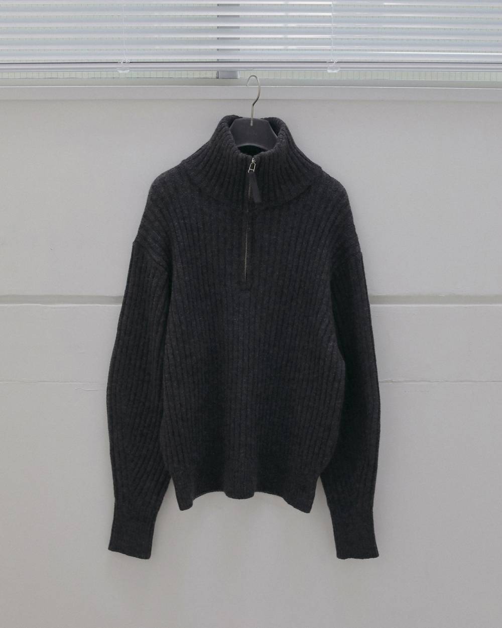 【anuke 2026 winter】Halfzip Rib Knit - Champdelarose