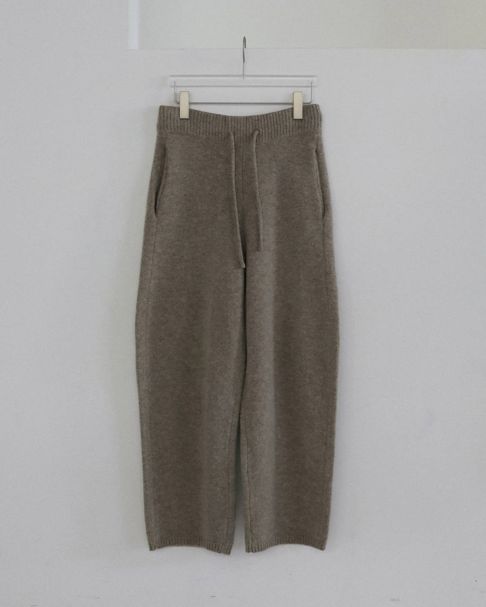 【anuke 2026 winter】Knit Cocoon Pants - Champdelarose