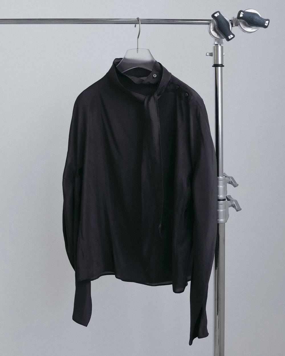 【anuke 2026 winter】Organdy Tie Blouse - Champdelarose