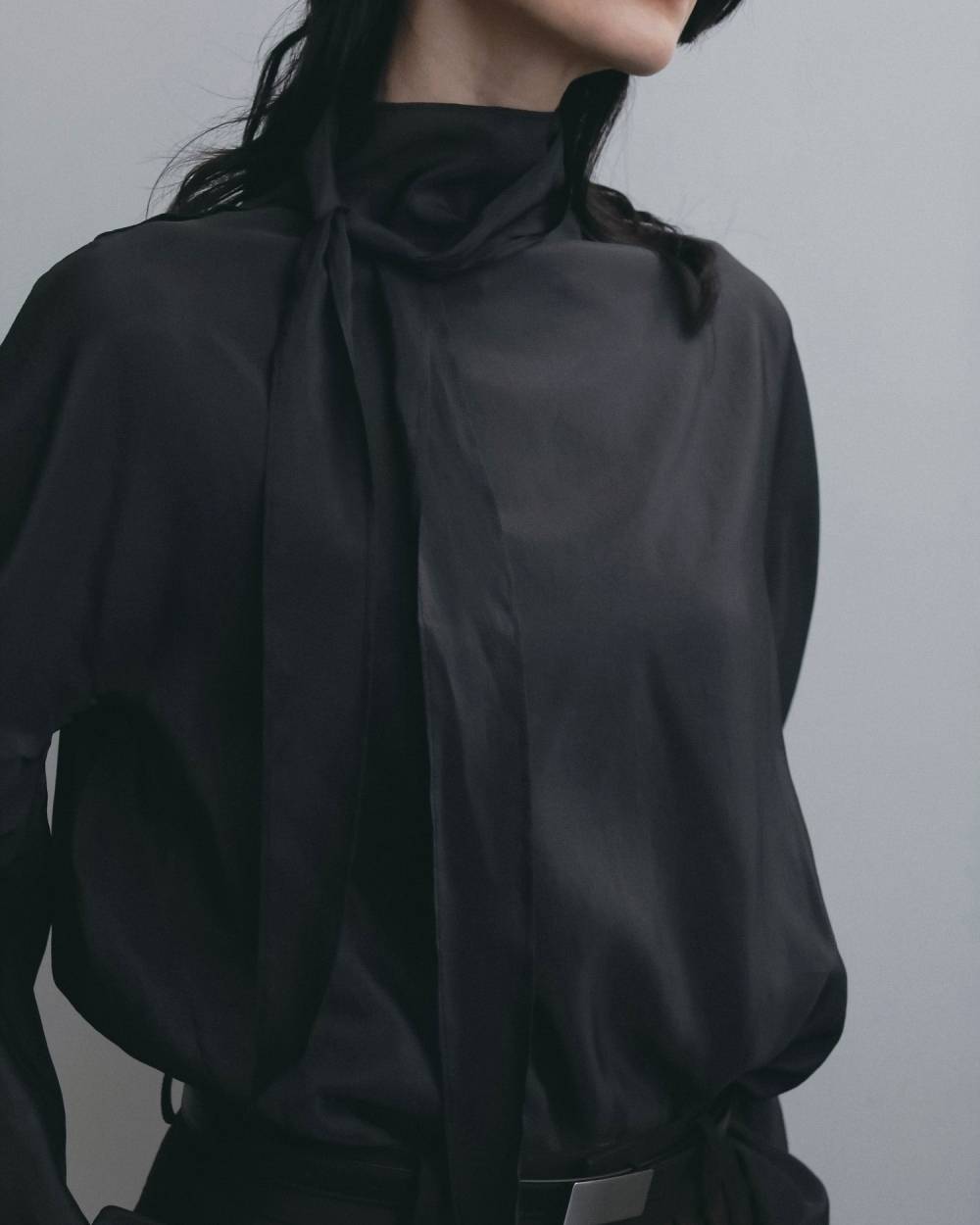 【anuke 2026 winter】Organdy Tie Blouse - Champdelarose