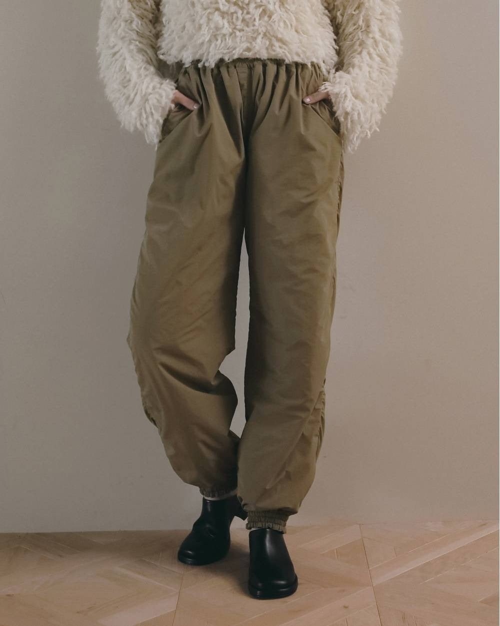 【anuke 2026 winter】Reversible Padding Pants - Champdelarose