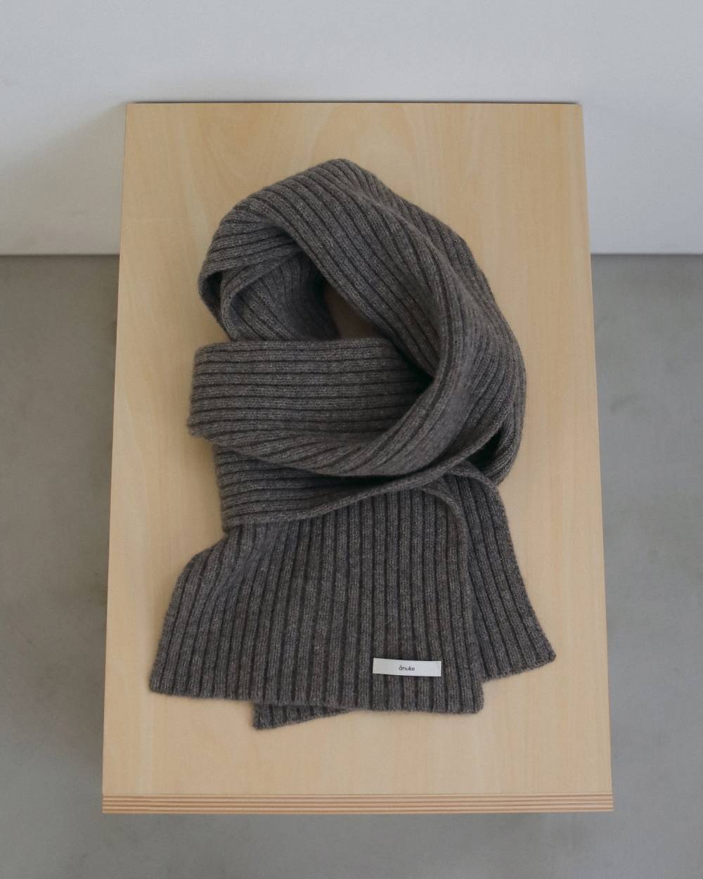 【anuke 2026 winter】Rib Knit Stole - Champdelarose