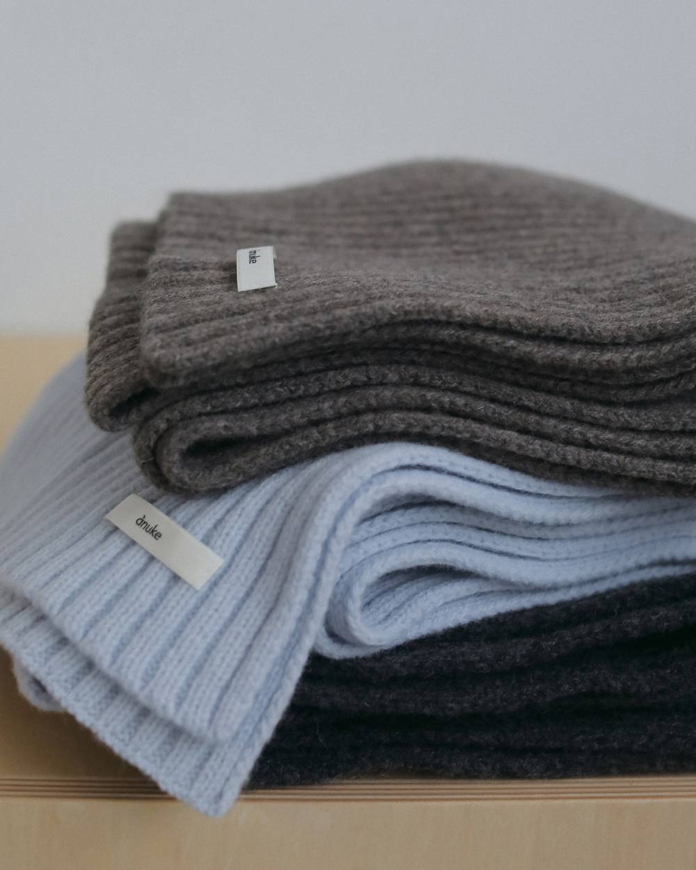 【anuke 2026 winter】Rib Knit Stole - Champdelarose