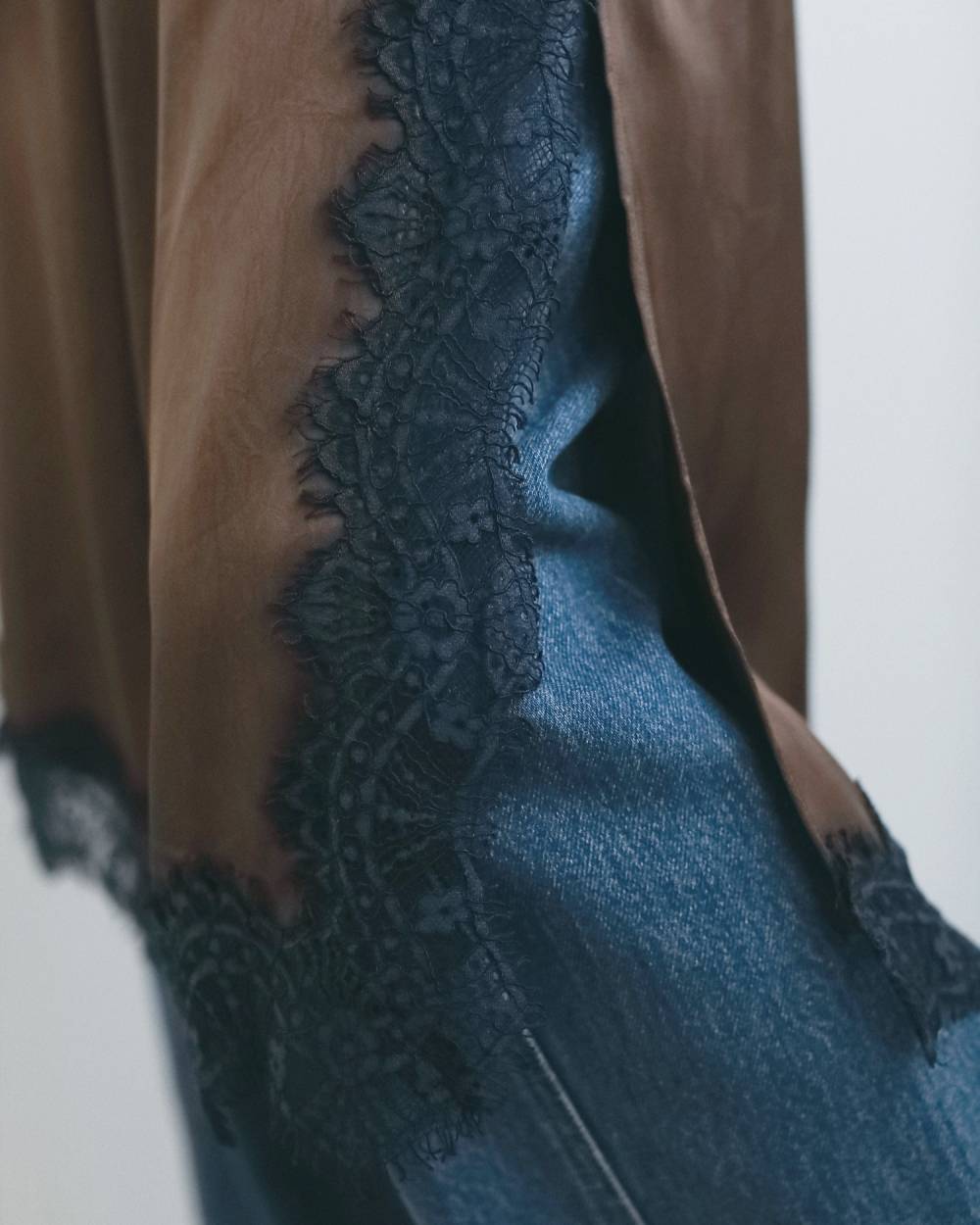 【anuke 2026 winter】Satin Lace Skirt - Champdelarose