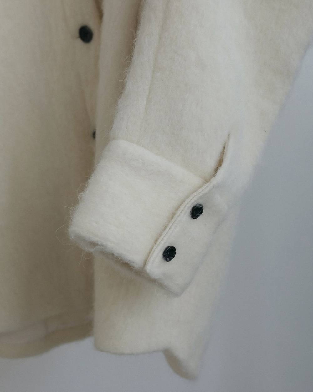 【anuke 2026 winter】Shaggy Over Jacket - Champdelarose