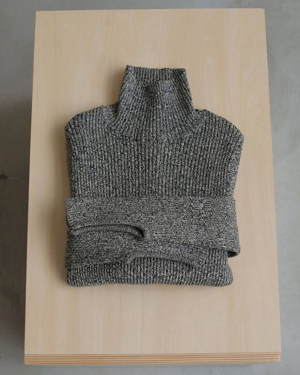 【anuke 2026 winter】Slit Turtle Knit - Champdelarose