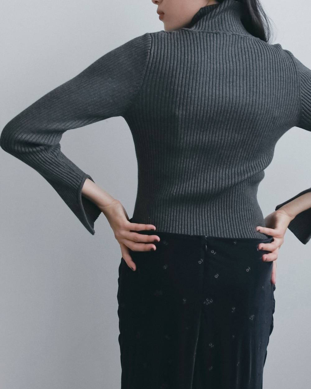 【anuke 2026 winter】Slit Turtle Knit - Champdelarose