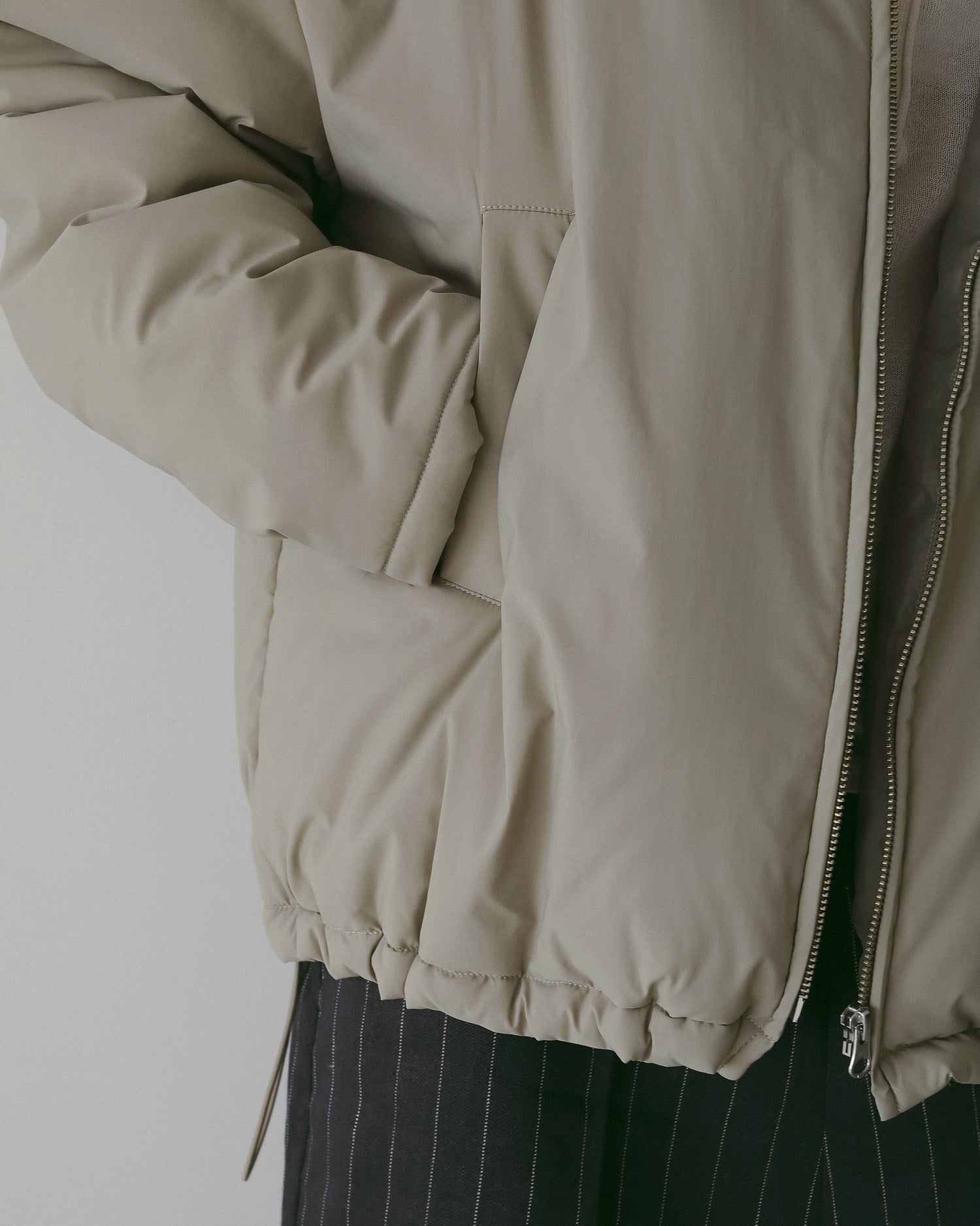 【anuke 2026 winter】Velour Collar Blouzon - Champdelarose