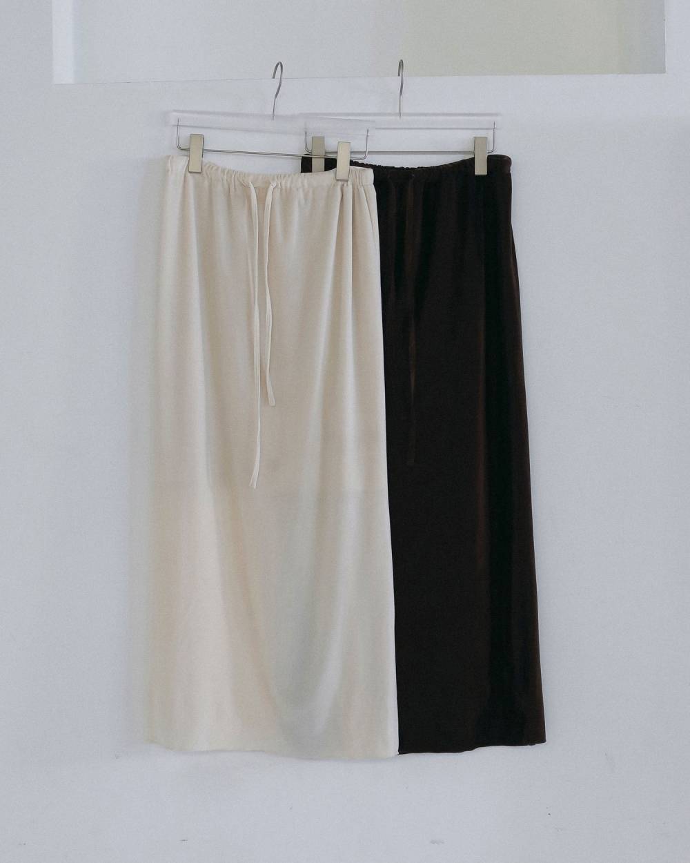 【anuke 2026 winter】Velour Pencil SK - Champdelarose