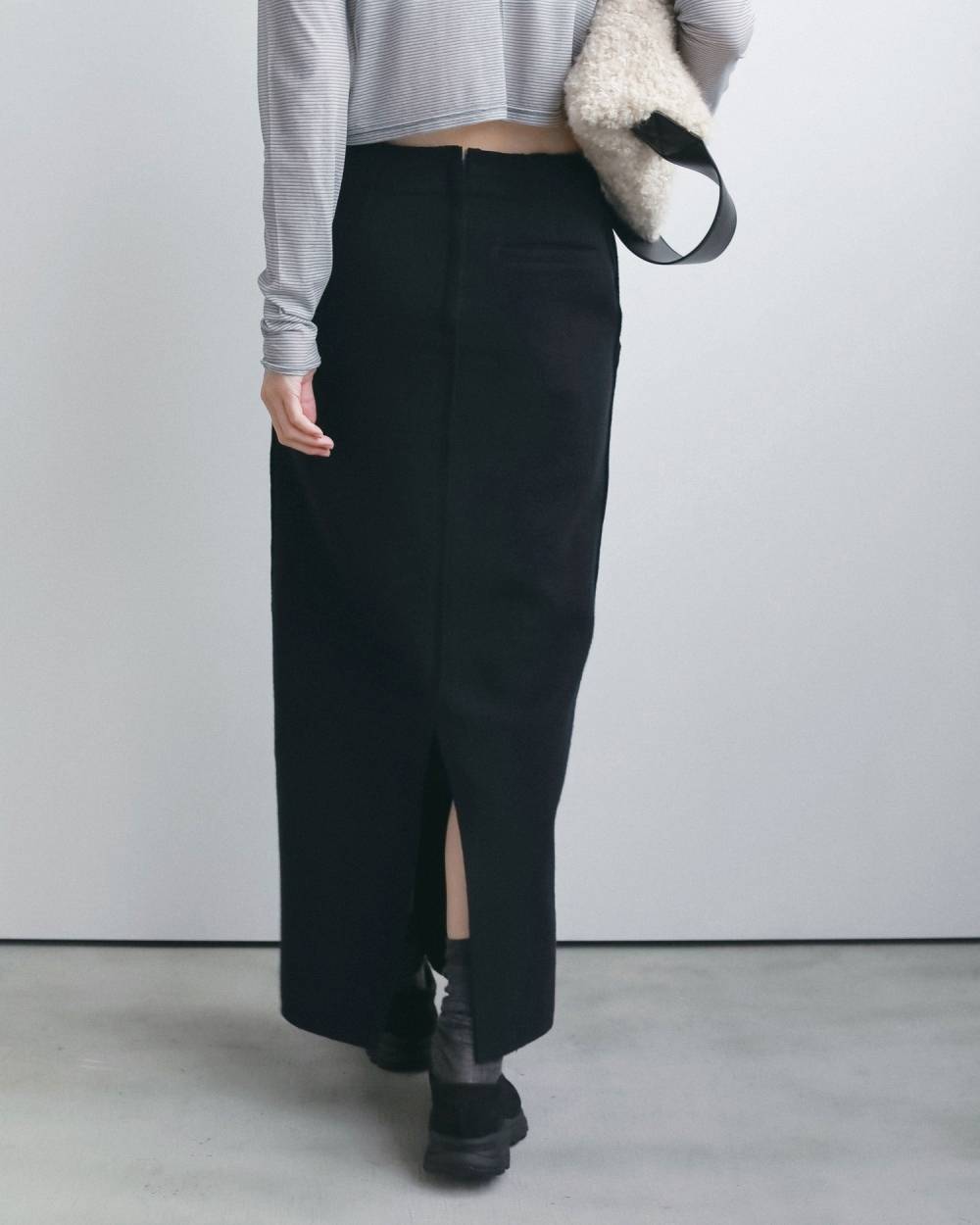【anuke 2026 winter】Wool Cutoff Skirt - Champdelarose