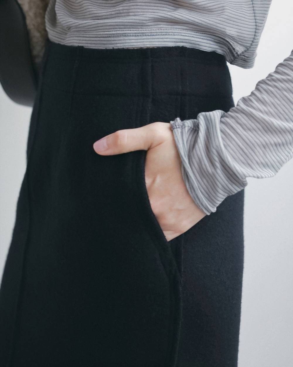 【anuke 2026 winter】Wool Cutoff Skirt - Champdelarose