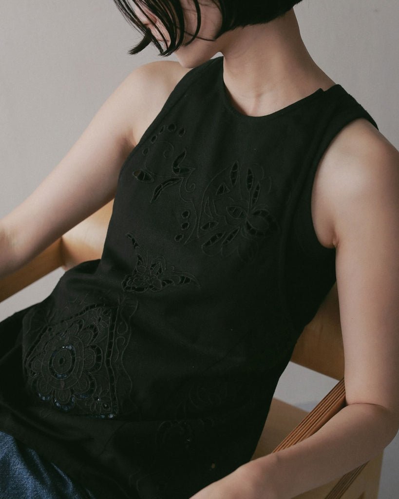 【anuke 2027 SS】Cutwork Lace Apron - 3月下旬頃発送 - Champdelarose