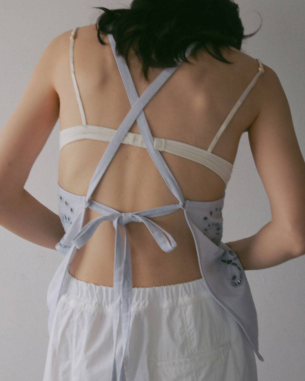 【anuke 2027 SS】Cutwork Lace Apron - 3月下旬頃発送 - Champdelarose