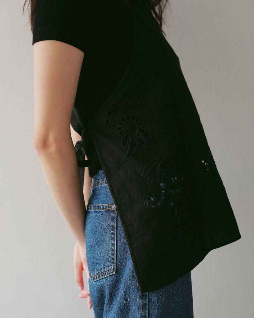 【anuke 2027 SS】Cutwork Lace Apron - 3月下旬頃発送 - Champdelarose