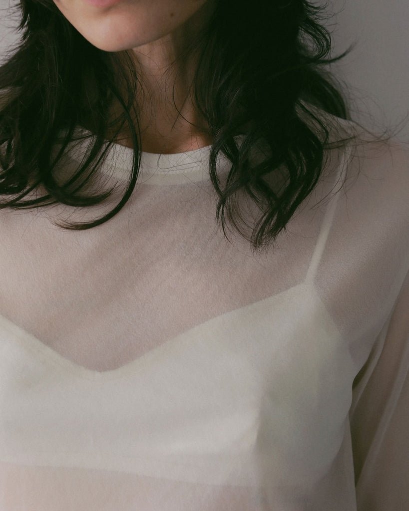 【anuke 2027 SS】Slit Chiffon Tops - 2月下旬頃発送 - Champdelarose