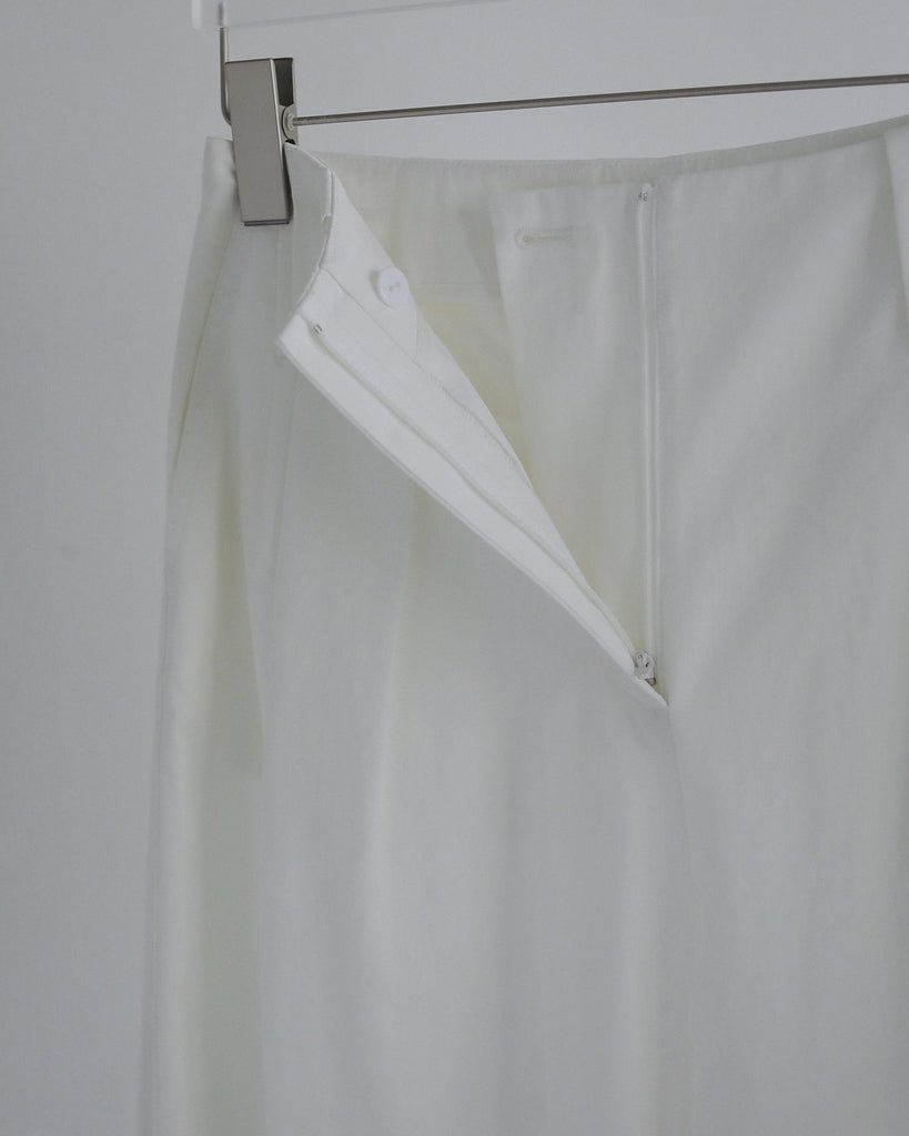 【anuke 2027 SS】Tuck Bermuda Pants - 4月下旬頃発送 - Champdelarose