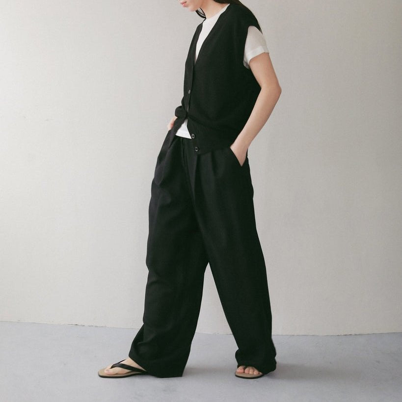 【anuke 2027 SS】Vneck Botton Vest - 4月下旬頃発送 - Champdelarose