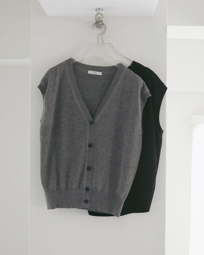 【anuke 2027 SS】Vneck Botton Vest - 4月下旬頃発送 - Champdelarose