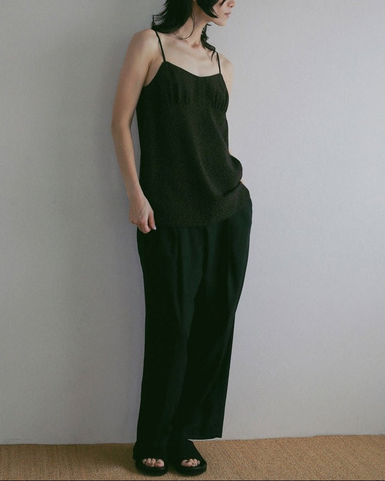 【anuke 2027 SS】Woolchambray Tuck Pants - 4月下旬頃発送 - Champdelarose