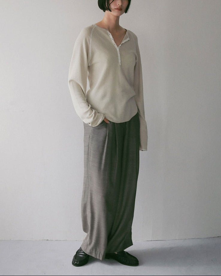 【anuke 2027 SS】Woolchambray Tuck Pants - 4月下旬頃発送 - Champdelarose