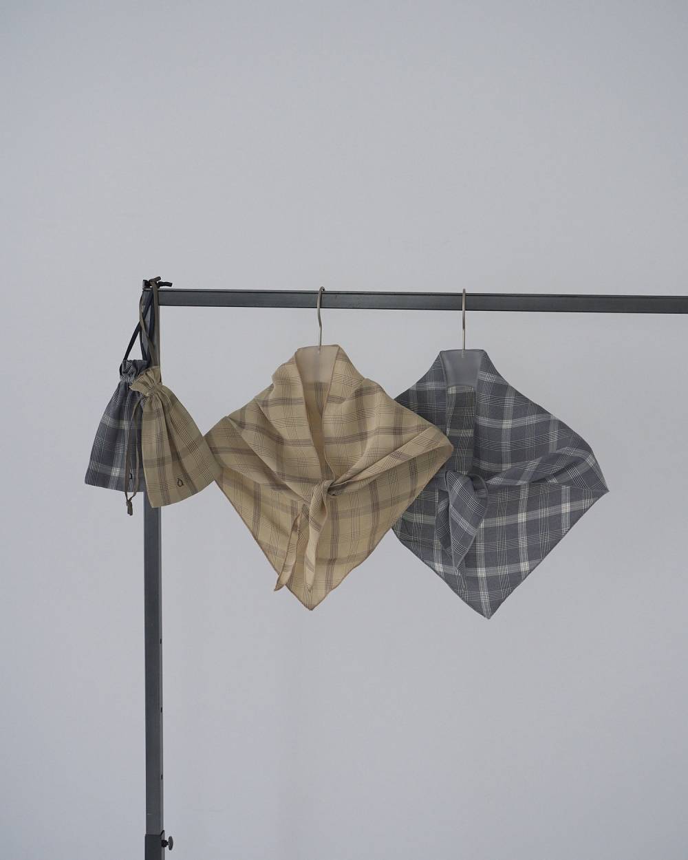 【anuke 26 SPRING / SUMMER】Check Scarf - Champdelarose