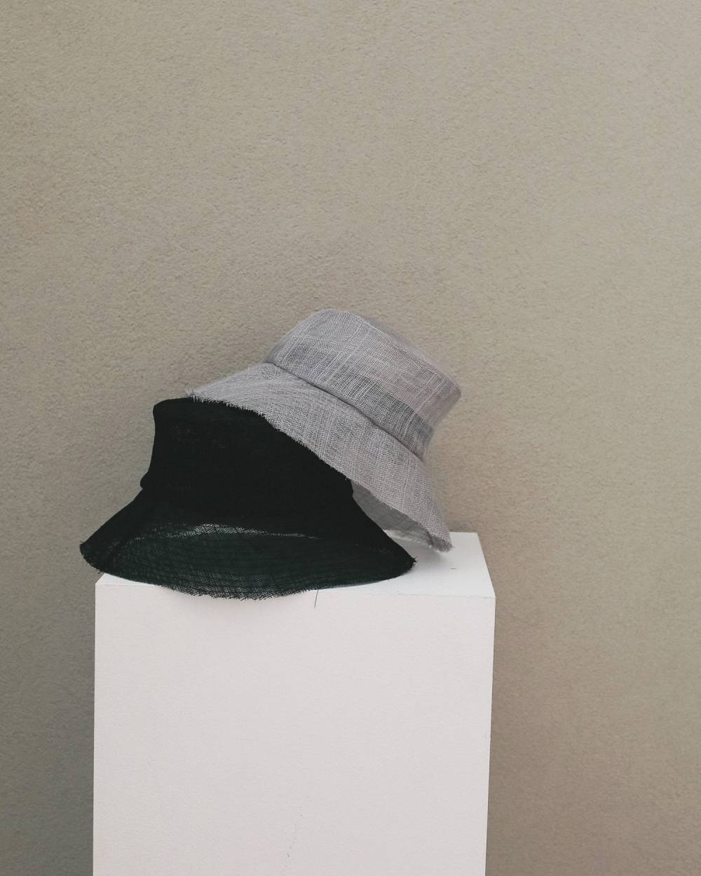 【anuke 26 SPRING / SUMMER】Cutoff Sheer Hat - Champdelarose