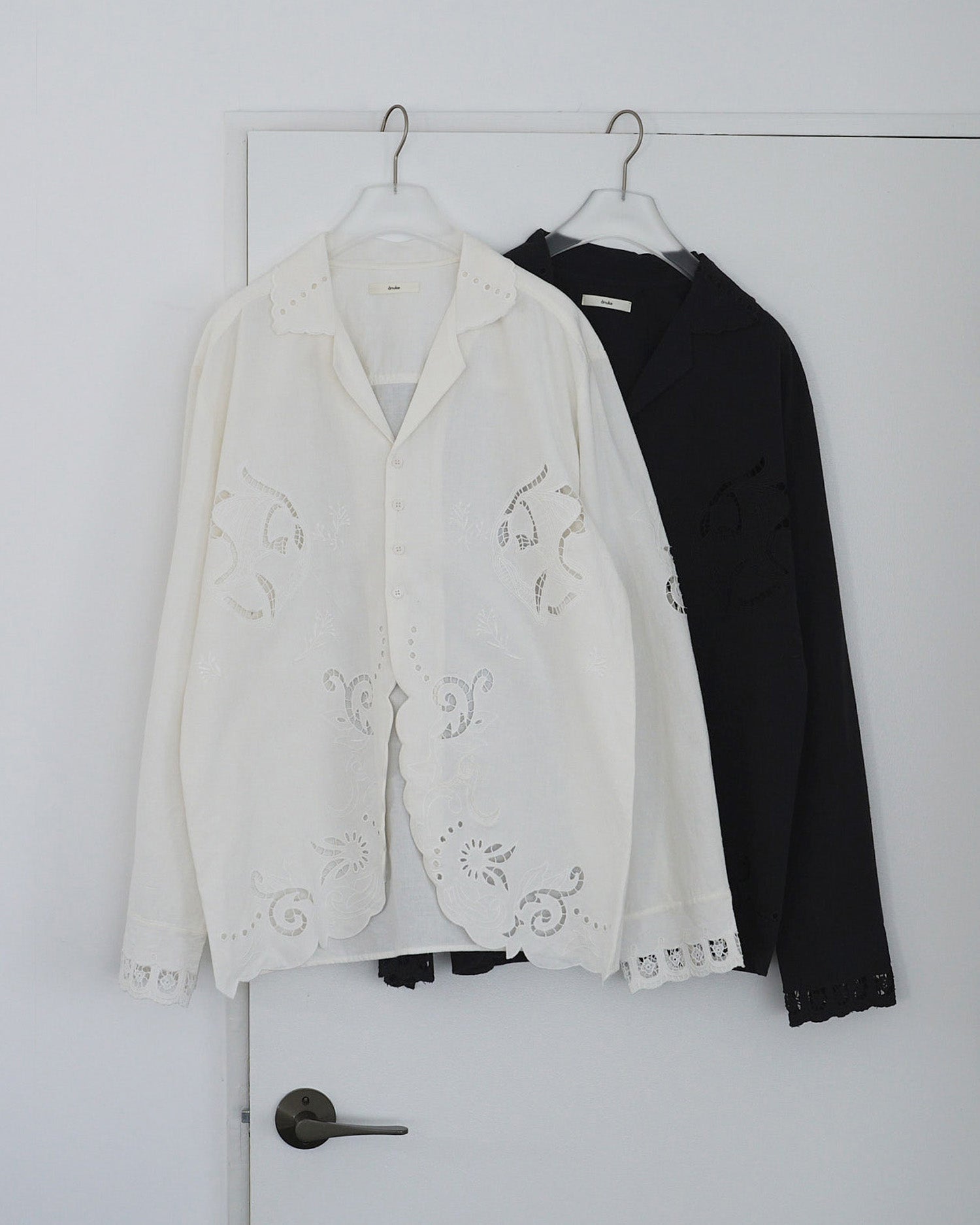 【anuke 26 SPRING / SUMMER】Cutwork Opencollar Shirts - Champdelarose