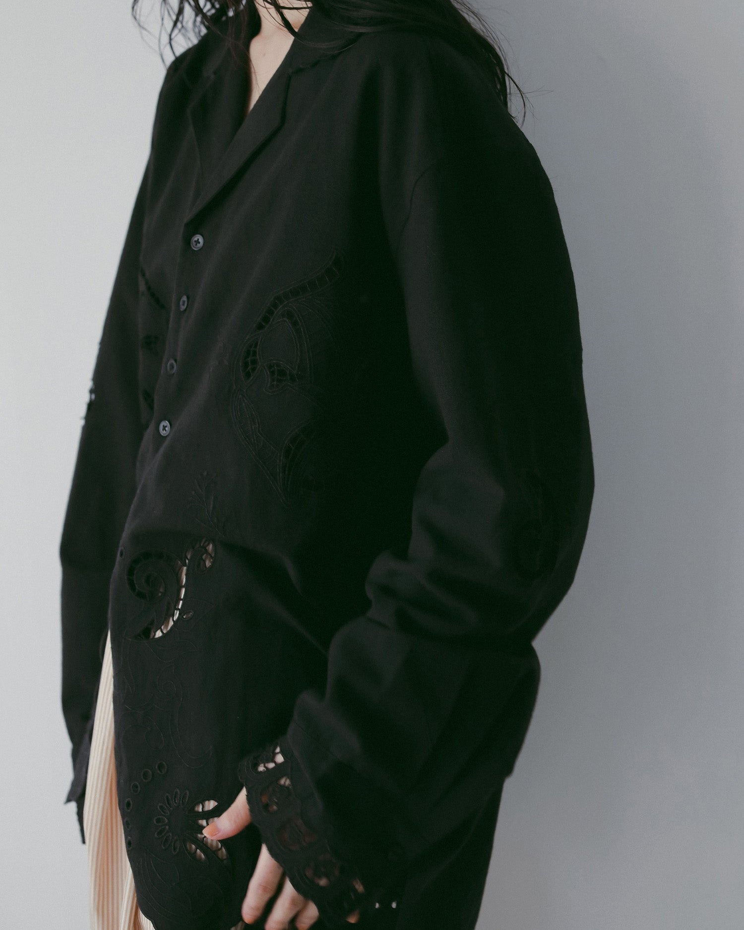 【anuke 26 SPRING / SUMMER】Cutwork Opencollar Shirts - Champdelarose