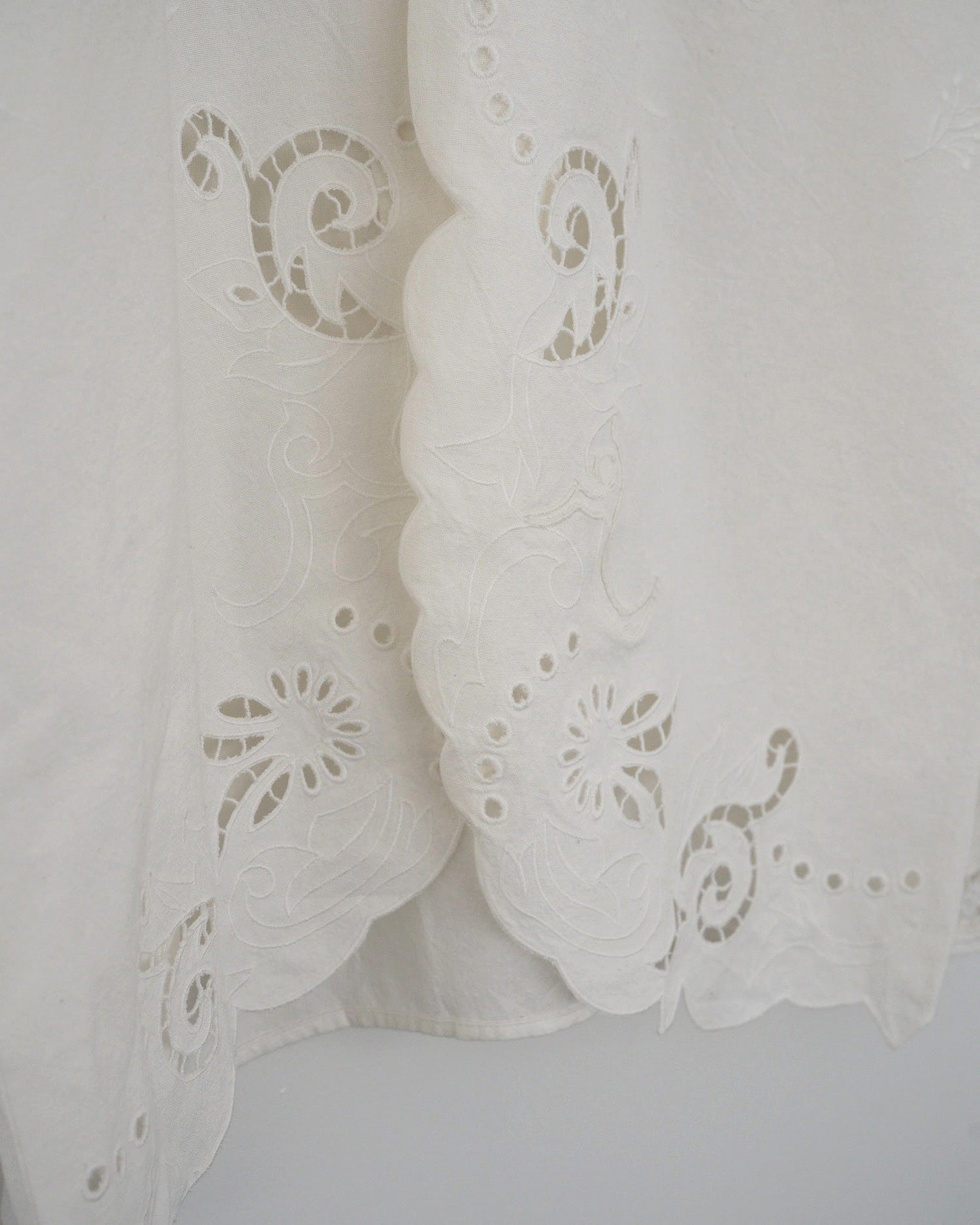 【anuke 26 SPRING / SUMMER】Cutwork Opencollar Shirts - Champdelarose