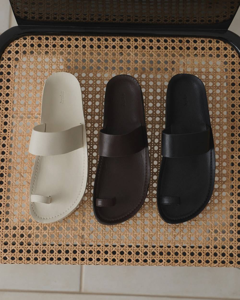 【anuke 26 SPRING / SUMMER】Ecoleather Belt Sandals - Champdelarose