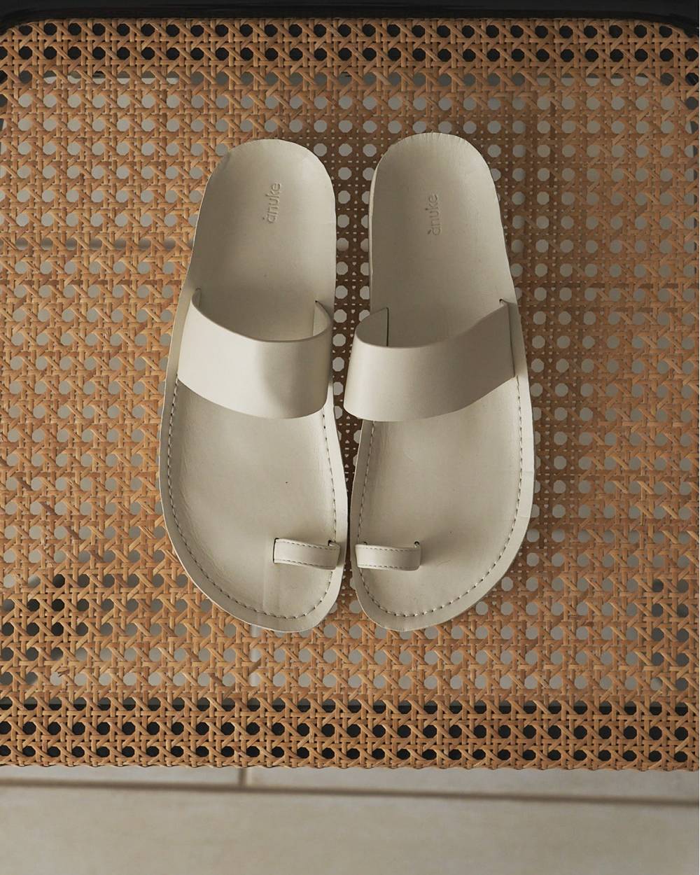 【anuke 26 SPRING / SUMMER】Ecoleather Belt Sandals - Champdelarose