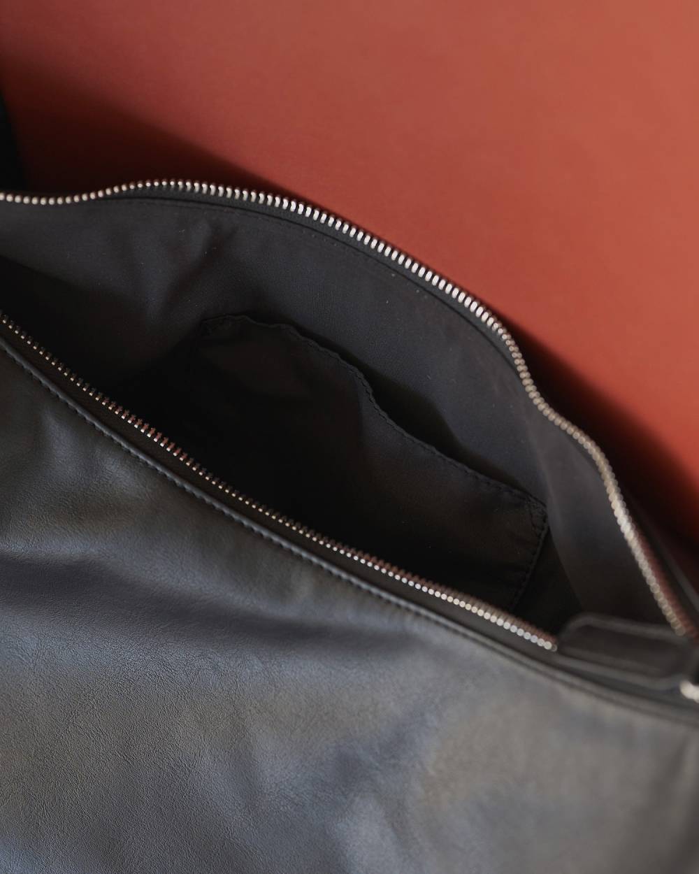 【anuke 26 SPRING / SUMMER】Ecoleather Shoulder Bag - Champdelarose