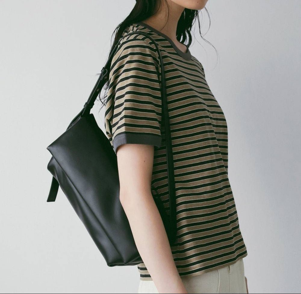 【anuke 26 SPRING / SUMMER】Ecoleather Wrap Bag - Champdelarose