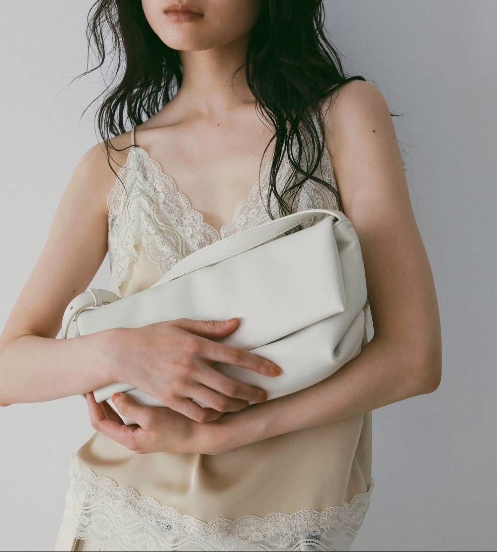 【anuke 26 SPRING / SUMMER】Ecoleather Wrap Bag - Champdelarose
