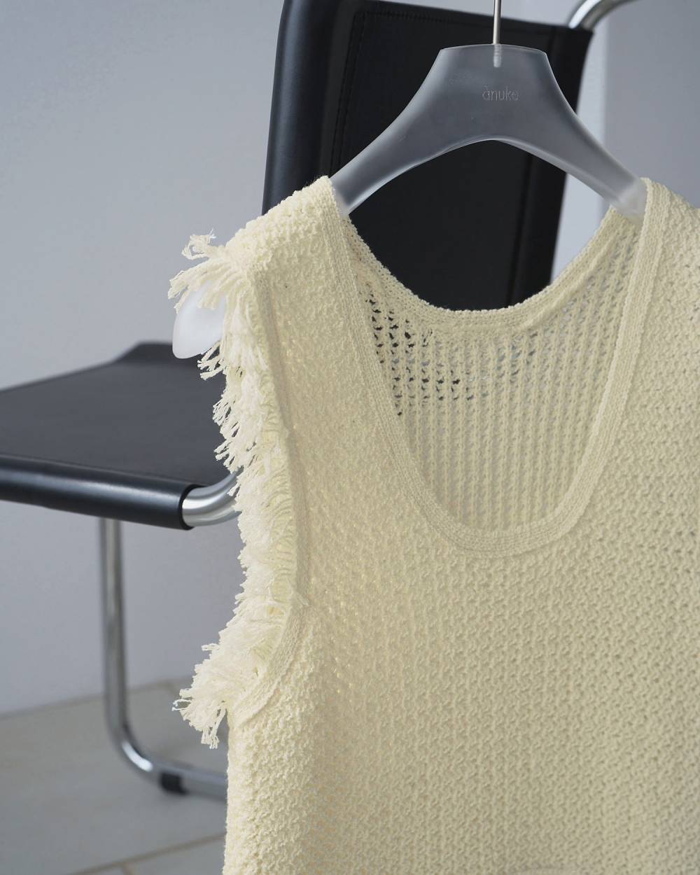 【anuke 26 SPRING / SUMMER】Fringe Knit Tanktop - Champdelarose