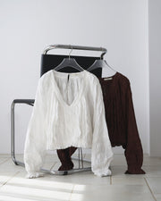 【anuke 26 SPRING / SUMMER】Gather Volume Blouse - Champdelarose