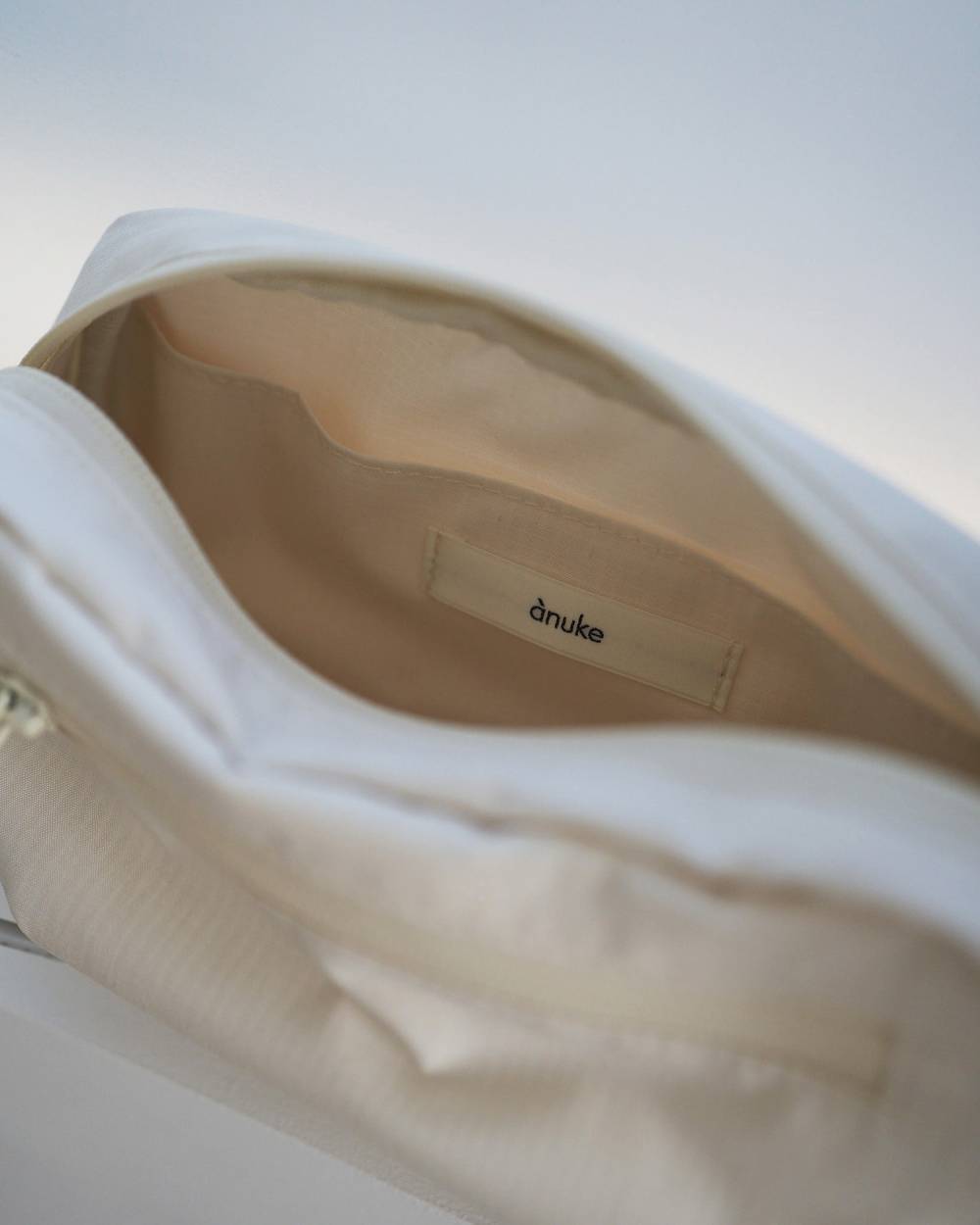 【anuke 26 SPRING / SUMMER】Mini Waist Bag - Champdelarose