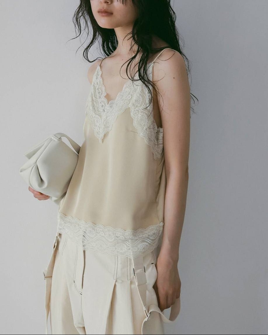 【anuke 26 SPRING / SUMMER】Satin Lace Camisole - Champdelarose