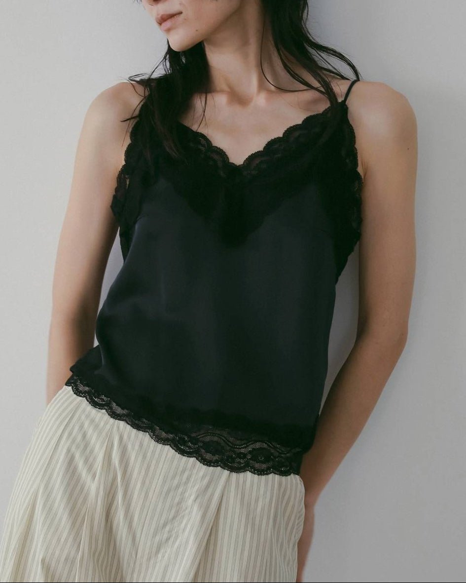【anuke 26 SPRING / SUMMER】Satin Lace Camisole - Champdelarose