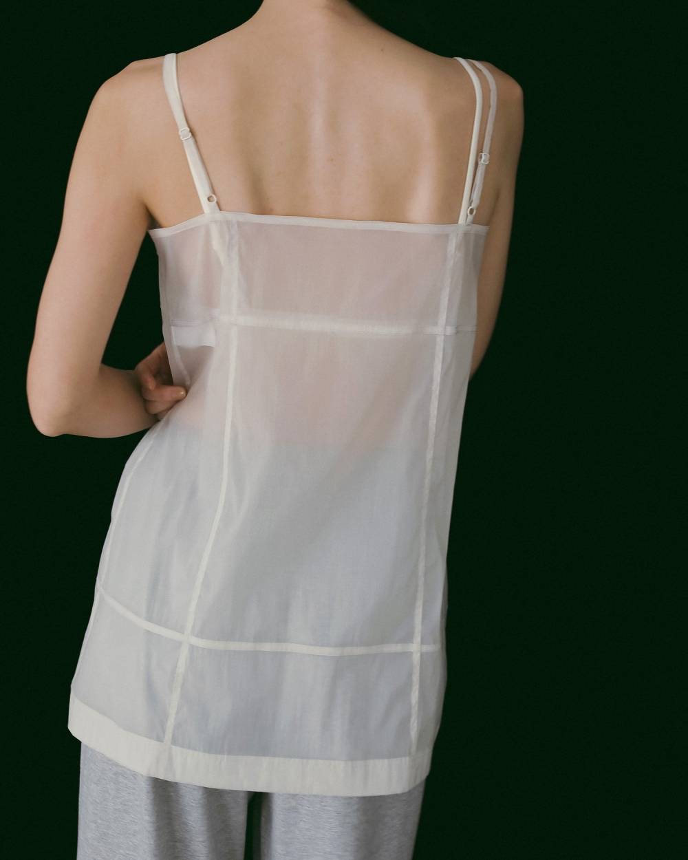 【anuke 26 SPRING / SUMMER】Sheer Panel Longcamisole - Champdelarose