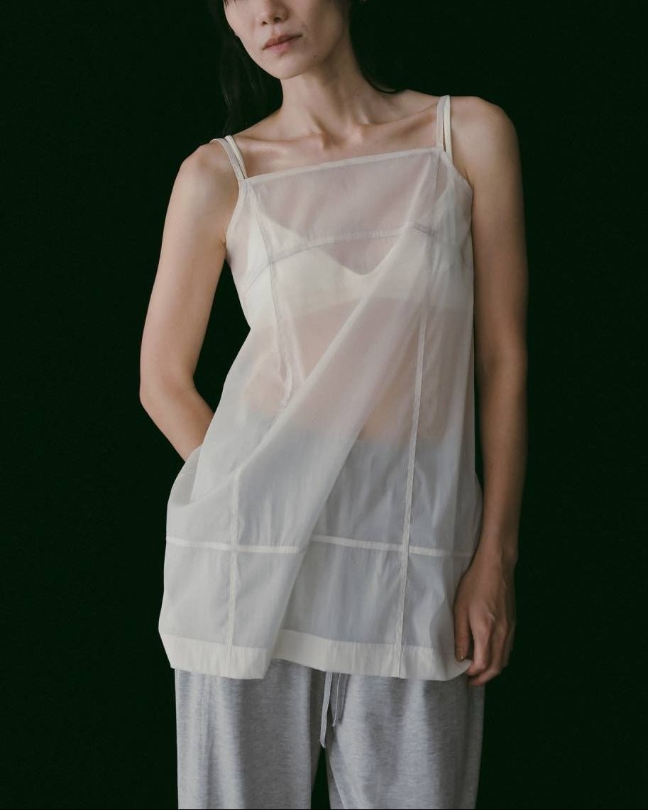 【anuke 26 SPRING / SUMMER】Sheer Panel Longcamisole - Champdelarose