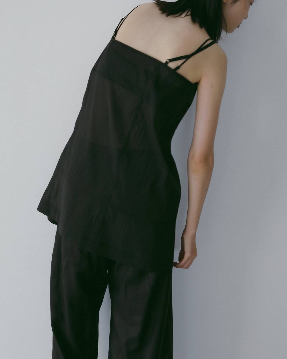【anuke 26 SPRING / SUMMER】Sheer Panel Longcamisole - Champdelarose