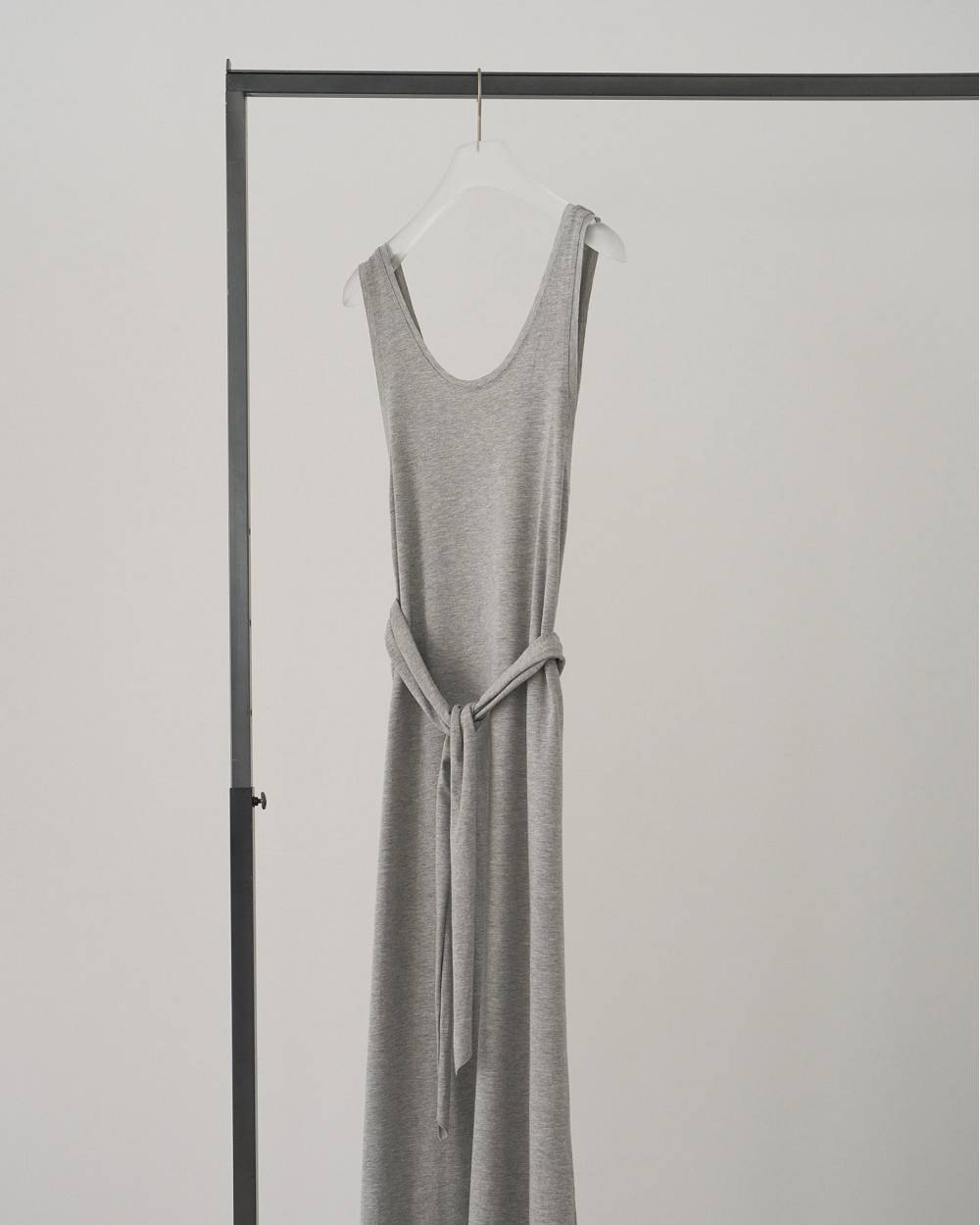 【anuke 26 SPRING / SUMMER】Sleeveless Cut Onepiece - Champdelarose