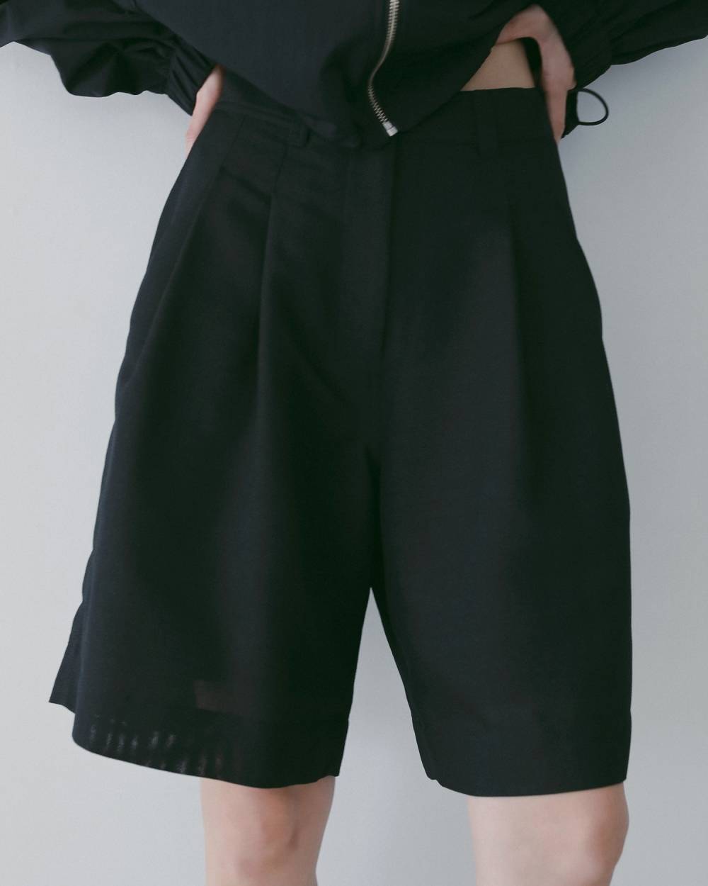 【anuke 26 SPRING / SUMMER】Tuck Half Pants - Champdelarose