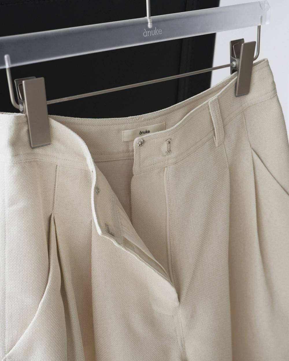 【anuke 26 SPRING / SUMMER】Tuck Half Pants - Champdelarose