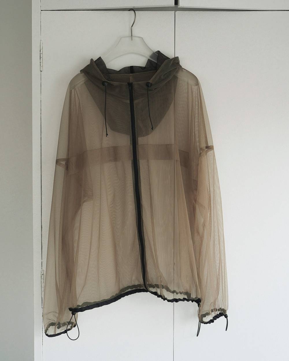 【anuke 26 SPRING / SUMMER】Tulle Zip Blouzon - Champdelarose