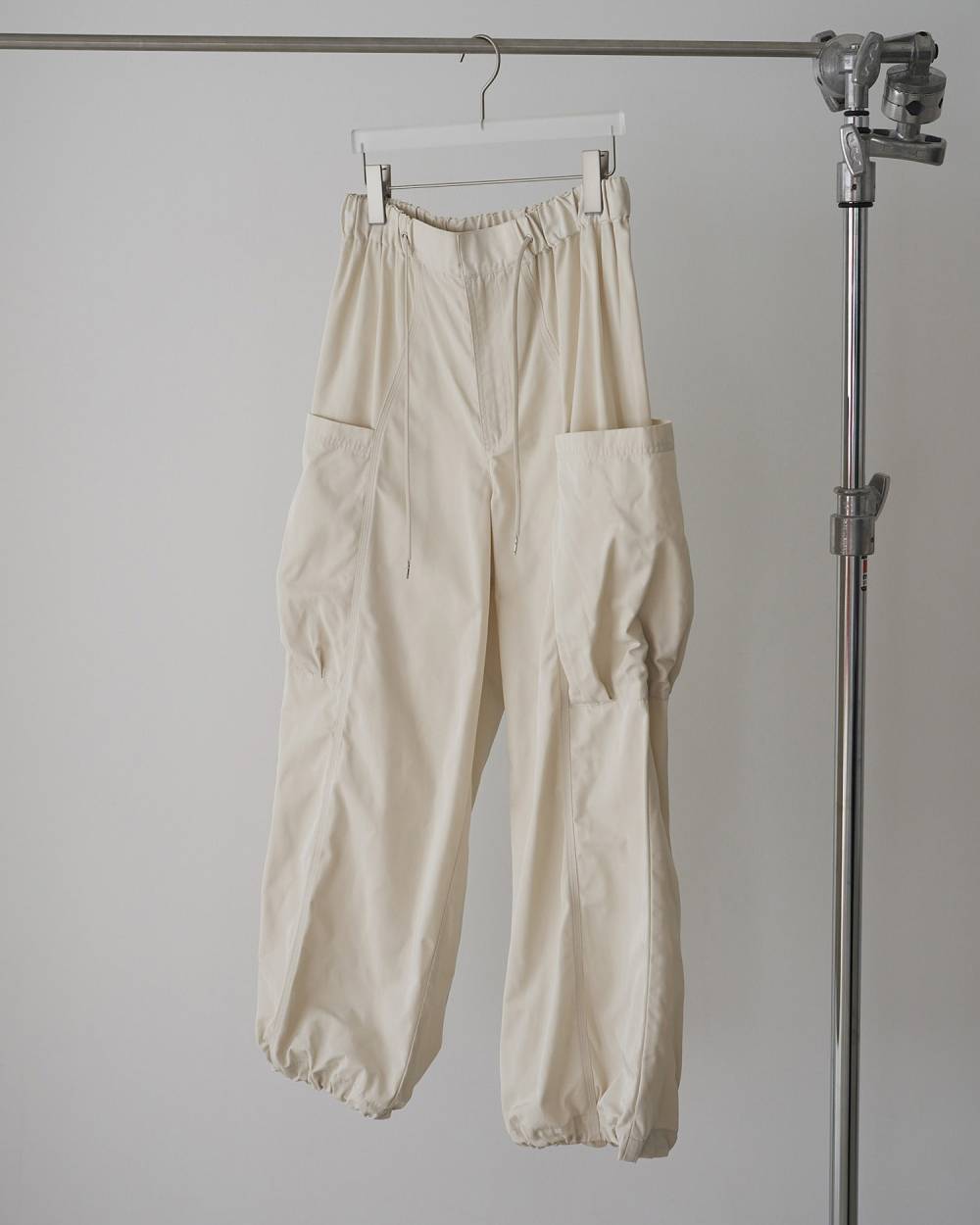 【anuke 26 SPRING / SUMMER】Twill Cargo Pants - Champdelarose