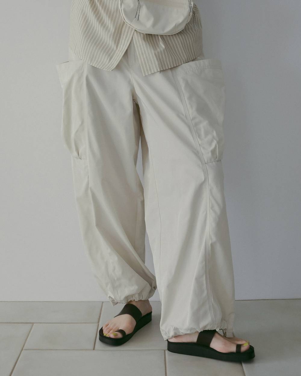 【anuke 26 SPRING / SUMMER】Twill Cargo Pants - Champdelarose