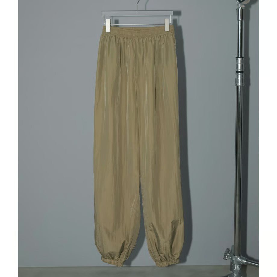 【anuke】Nylon Volume Pants - Champdelarose