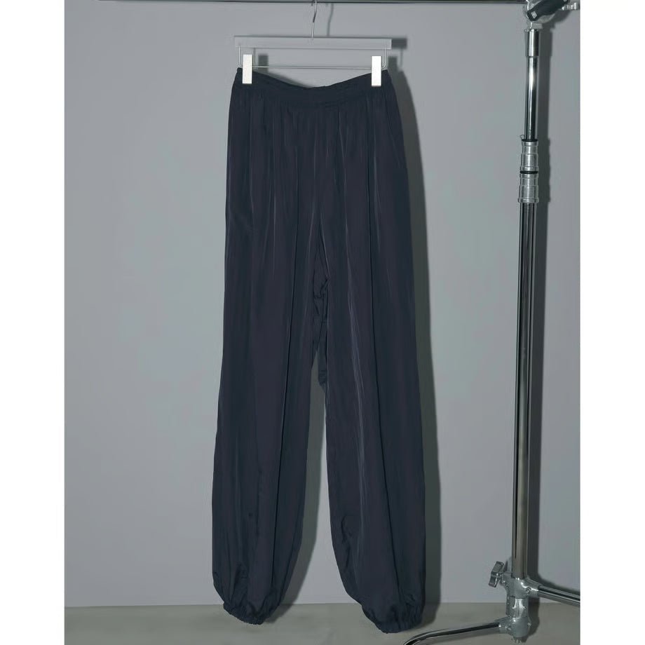 【anuke】Nylon Volume Pants - Champdelarose